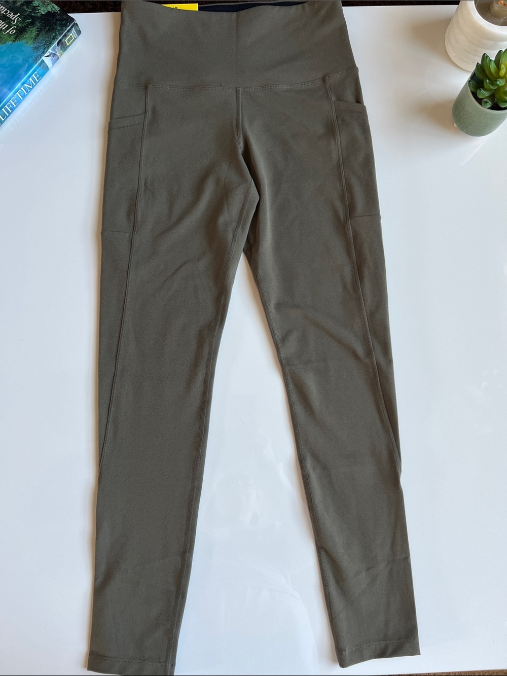 Tuff Athletics Pants with Side Pockets, Full-length Leggings Olive Green